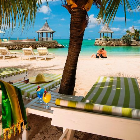 Seagarden Beach Resort Монтего-Бей Екстер'єр фото